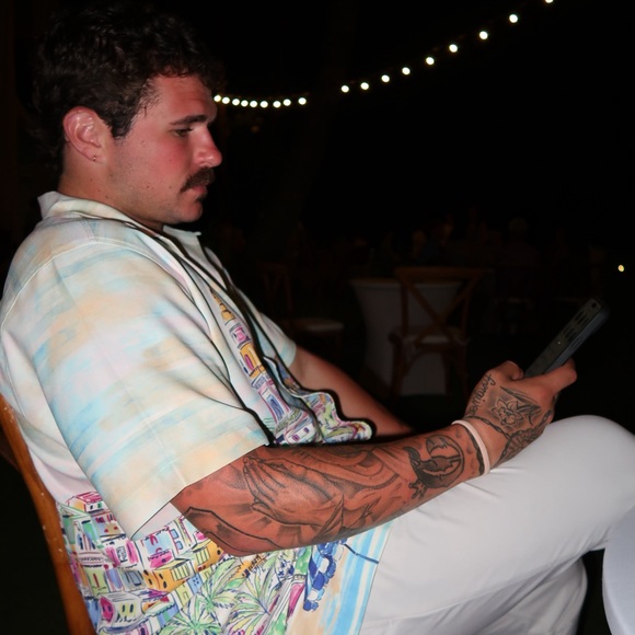 Meet your Posher, Drew - Picture 4 of 5